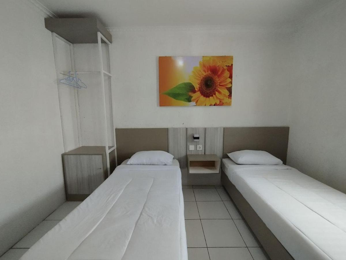 Hotel Syariah Selamat Sukabumi Kültér fotó